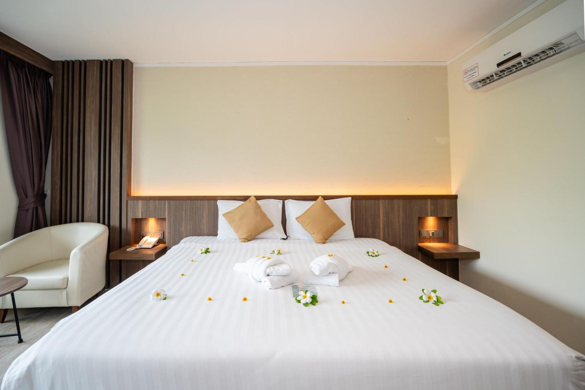Le Resort And Villas Rawai Exterior foto Deluxe Room